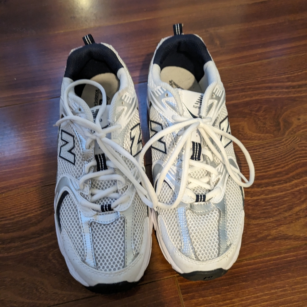 New Balance 530 "White/Indigo" M7.5/W9